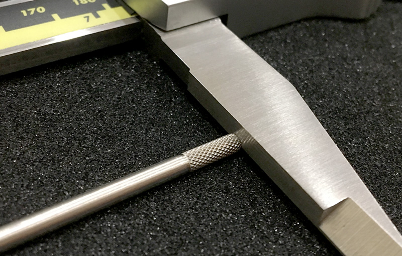 Door Hinge Shaft with Diamond Knurling