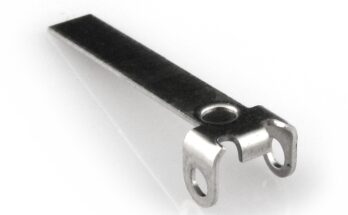 A rotary unit of flat actuator made by progressive stamping mold